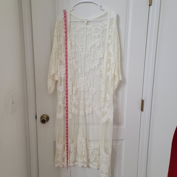 Dizzy Gal Size S Ivory Lace Floral Open Front Kimono / Swimsuit Cover. *Has Flaw - Picture 7 of 13